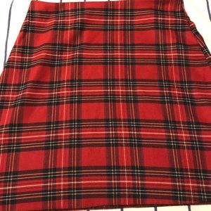 A-line checkered red short skirt, size UK 10/US6.